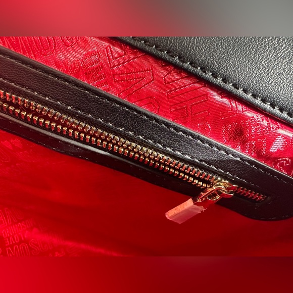 Women’s ladies leather love moschino handbag purse - Picture 8 of 10